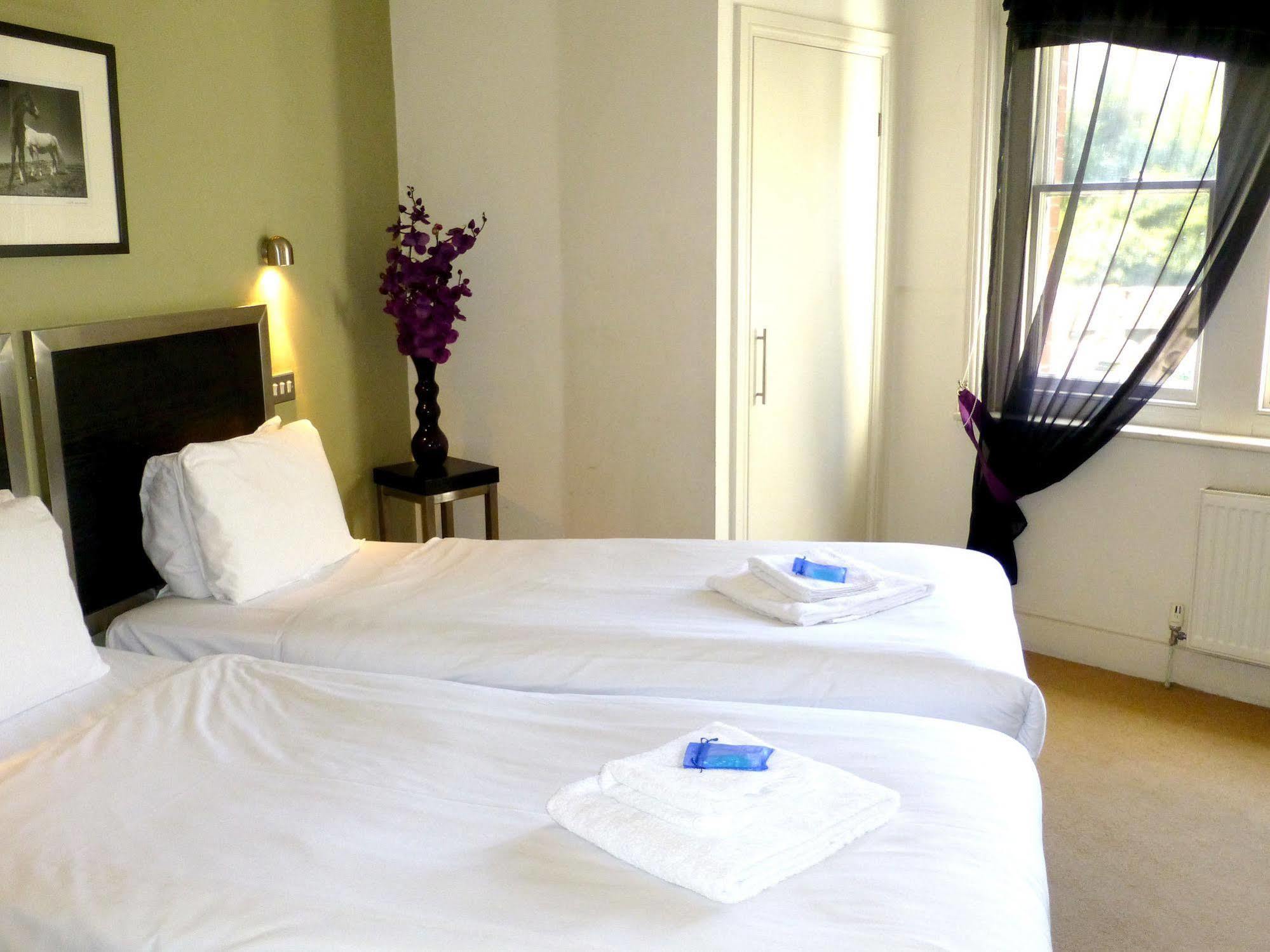 Tunbridge Wells Retreat Hotel Bagian luar foto