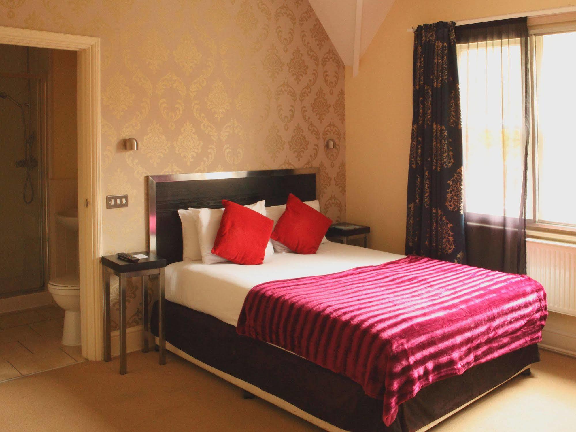 Tunbridge Wells Retreat Hotel Bagian luar foto